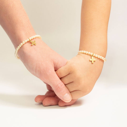 18k Gold Pearl Cross Bracelet