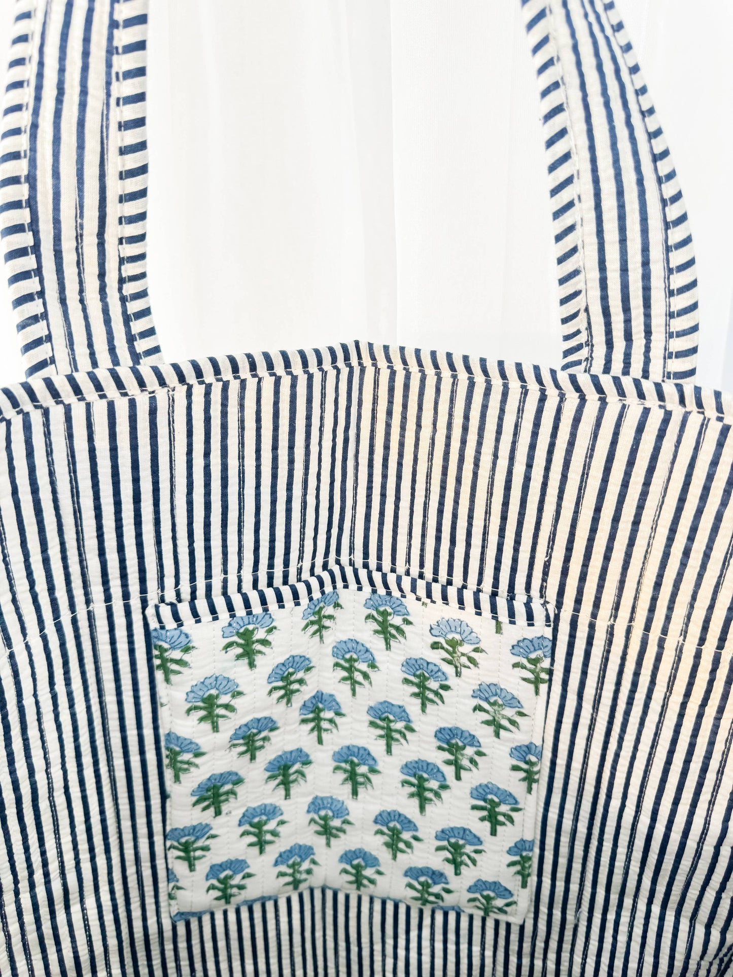 Carolina | Regular Quilted Tote Bag