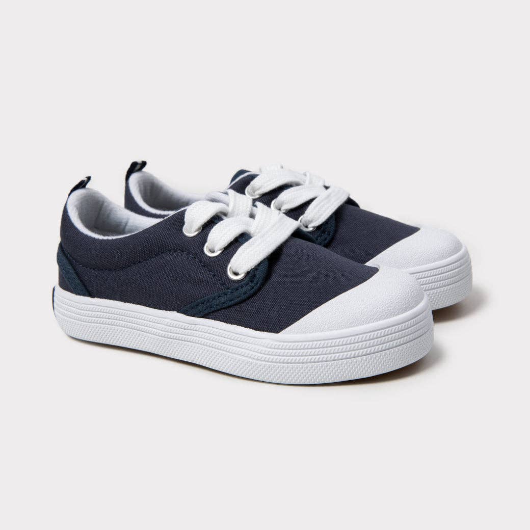 Wesley Lace-Up Sneaker