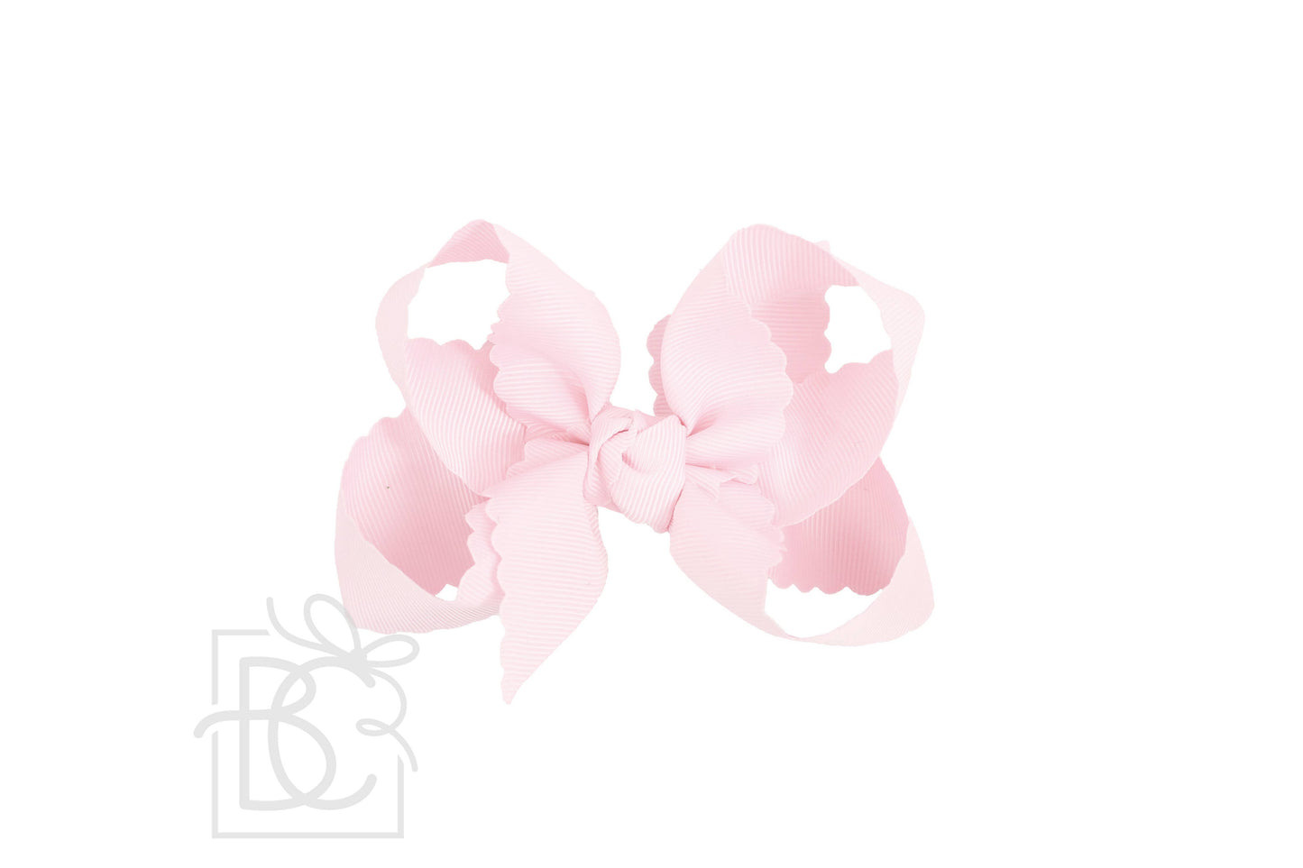 Scallop Edge Bow
