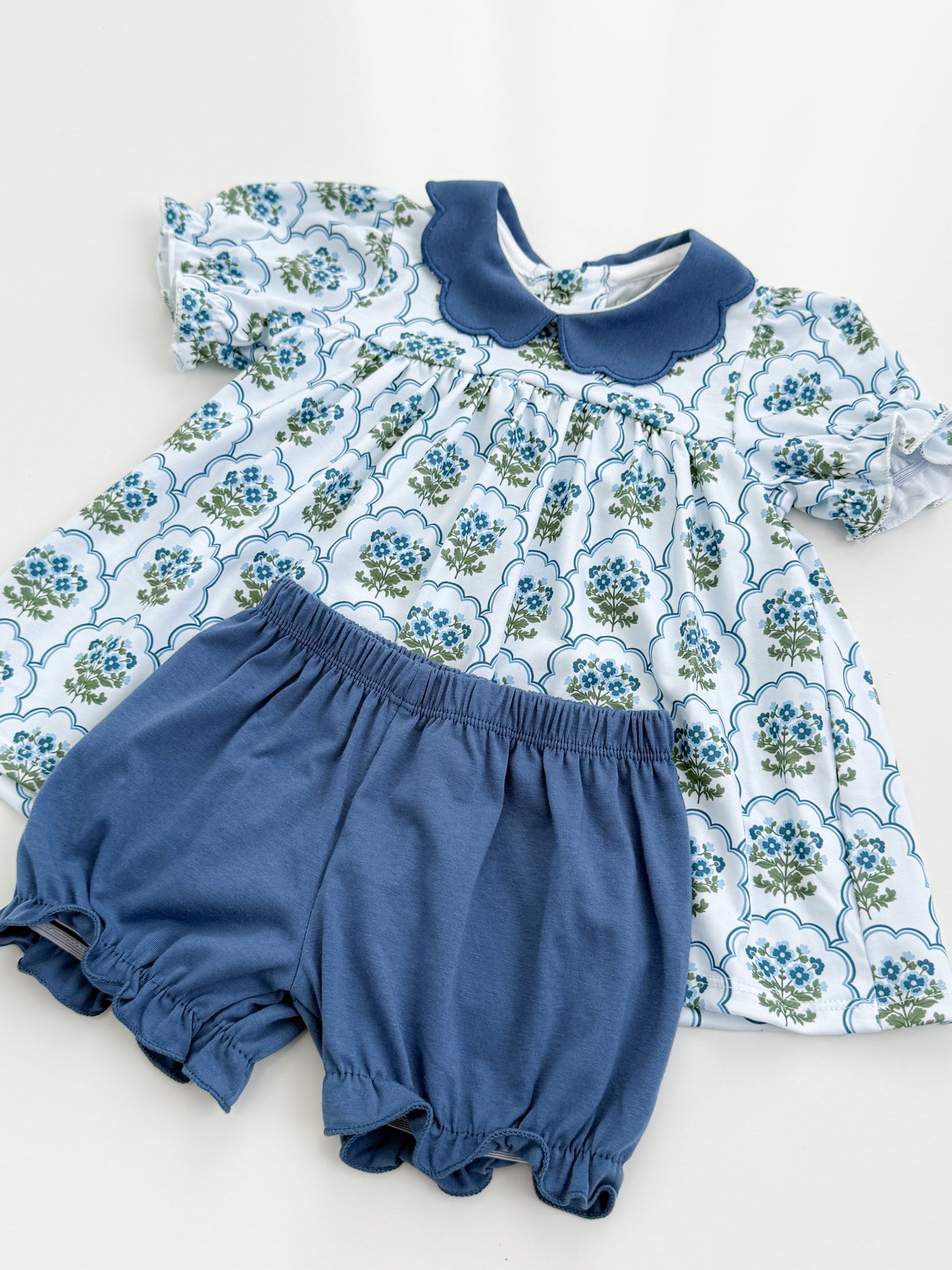 Lennon Scallop Collar Bloomer Set