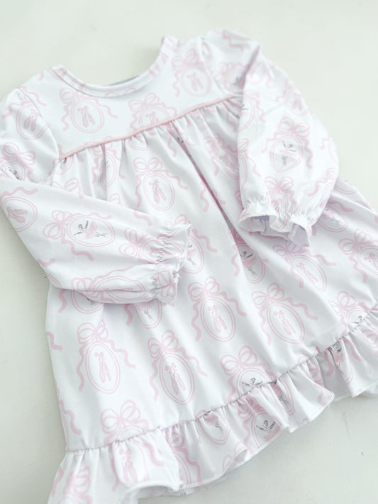 Tiny Dancer's Nightgown