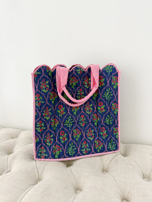 Midnight Luxe | Quilted Scalloped Regular Tote Bag