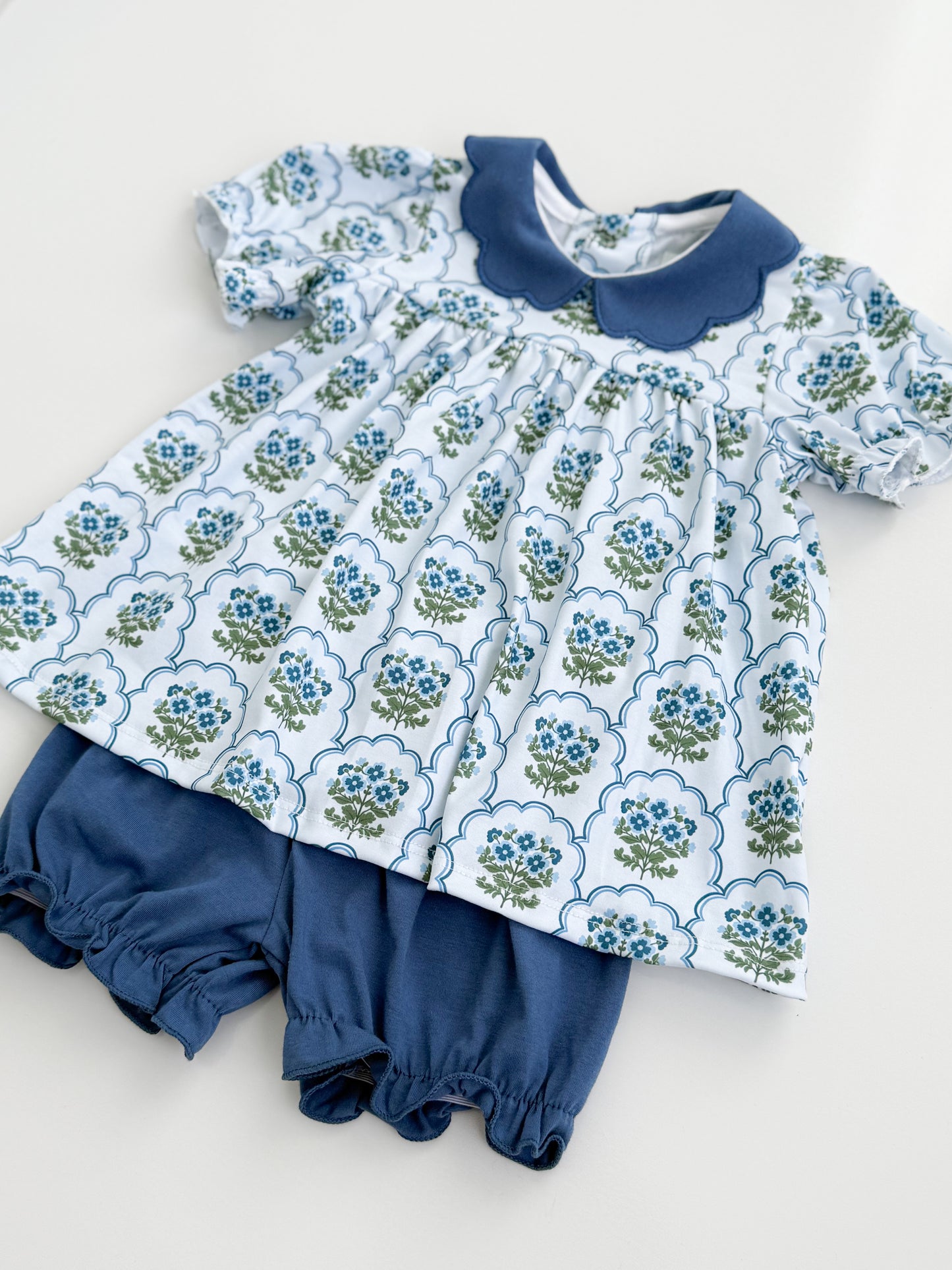 Lennon Scallop Collar Bloomer Set
