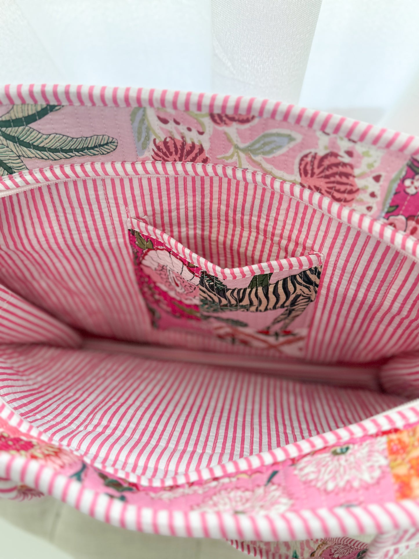 Pink City | Quilted Zipper Tote Bag 