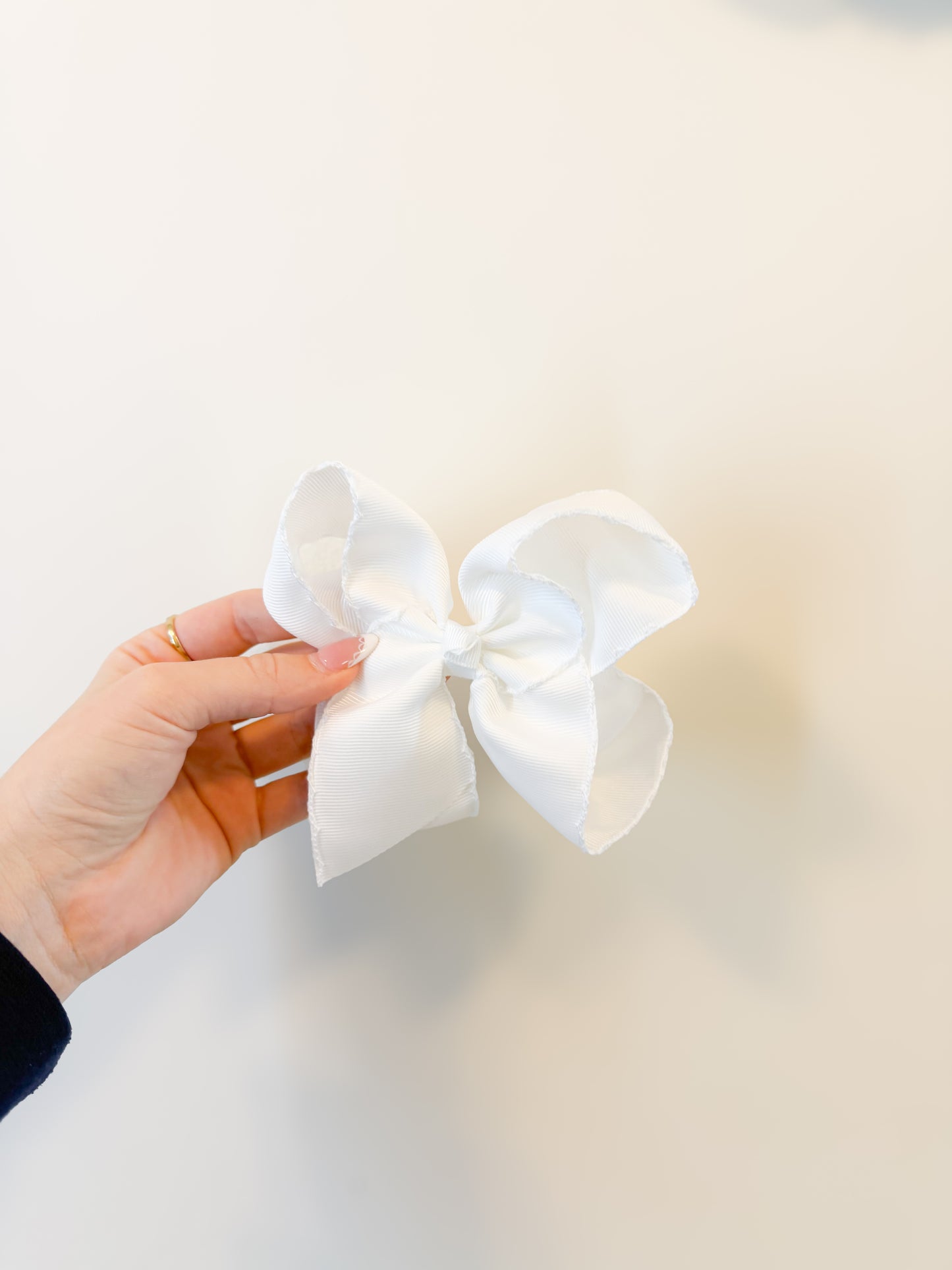 Fun Size Solid Hair Bows (5in)