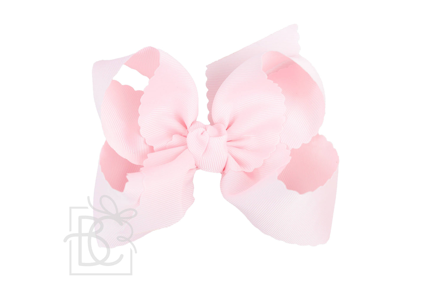 Scallop Edge Bow